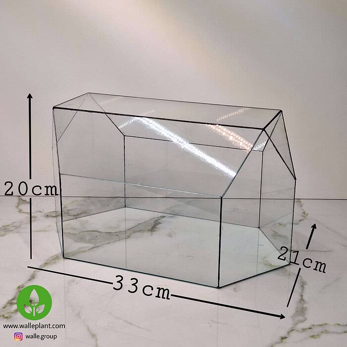 شیشه بزرگ تراریوم