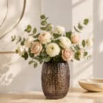 گلدان شیشه ای رنگی دفرمه مدل ثمر